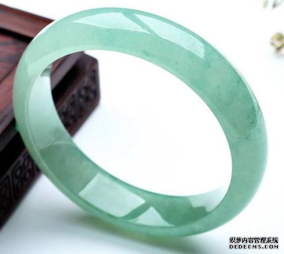 冰糯种翡翠手镯 冰糯种翡翠手镯图片价格大全