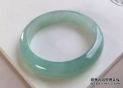 糯种翡翠价格及图片 糯种翡翠价格多少钱