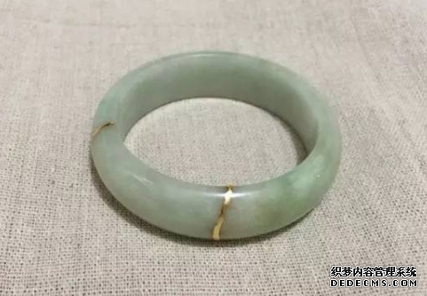 极品翡翠手镯价格 极品翡翠手镯什么价位