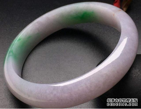 春带彩翡翠戴久了会怎么样 会不会“春”没了