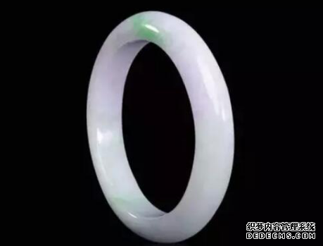 春带彩翡翠戴久了会怎么样 会不会“春”没了