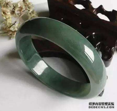 翡翠图片及简介  翡翠肉眼鉴别知识点