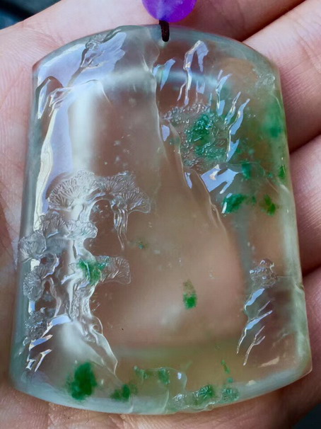 冰种翡翠的价格多少钱合适?