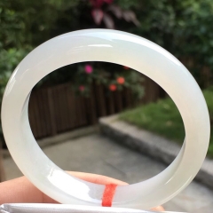 冰种翡翠正装手镯 种好冰