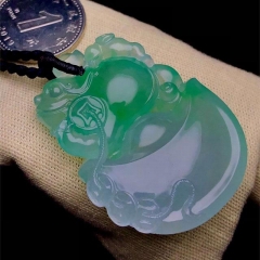 翡翠玉雕师加龙雕刻作品
