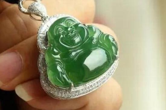 32种翡翠颜色等级排名 翡翠以哪种*