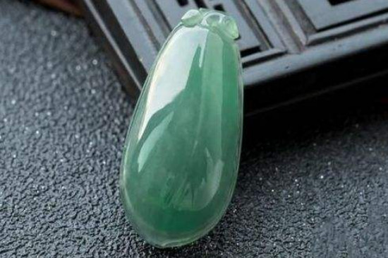 <a href='http://www.sjy2.com' target='_blank'><u>翡翠</u></a>的品种