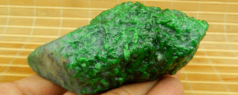 甘青是<a href='http://www.sjy2.com' target='_blank'><u>翡翠</u></a>么