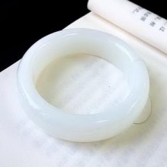小六价 收藏毕业级和田玉