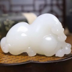 〔马到成功〕和田玉白玉