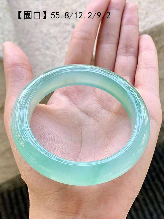 正圈54 55圈口冰种晴绿翡翠