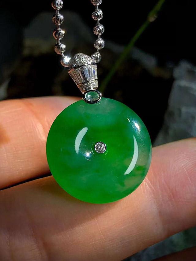 缅甸翡翠绿花平安扣子，裸石：18.8-5.5mm_翡翠手镯-石晶缘珠宝